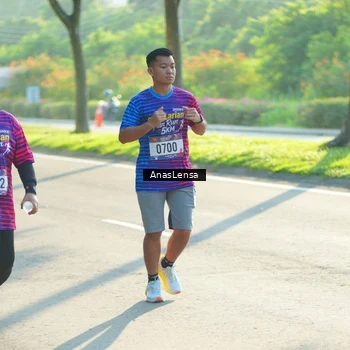 Runner Photo 8015331