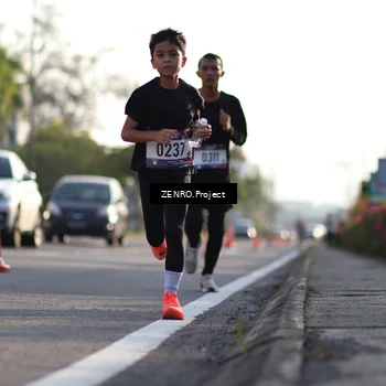Runner Photo 8015351