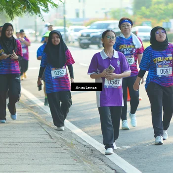 Runner Photo 8015353
