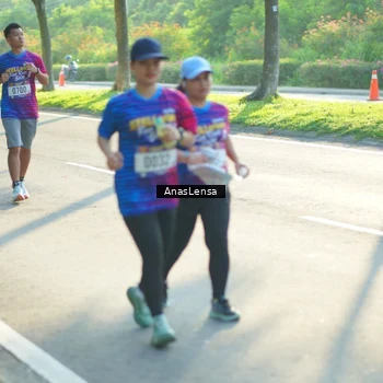 Runner Photo 8015359