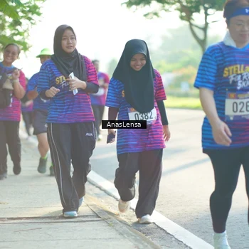Runner Photo 8015383