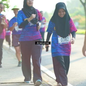 Runner Photo 8015387