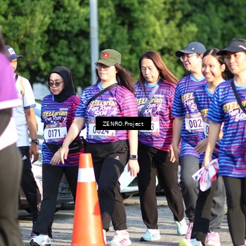 Runner Photo 8015403