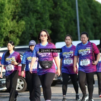 Runner Photo 8015412