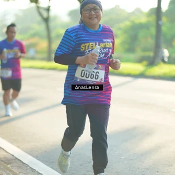 Runner Photo 8015453