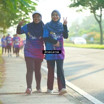 Runner Photo 8015481