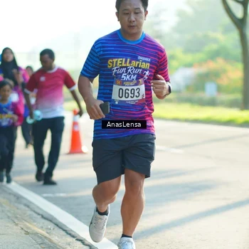 Runner Photo 8015511