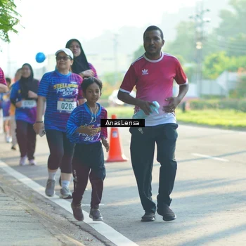 Runner Photo 8015554
