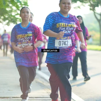 Runner Photo 8015587