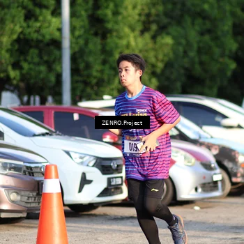 Runner Photo 8015593