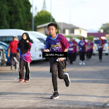 Runner Photo 8015595