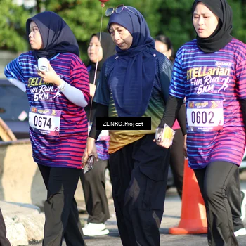 Runner Photo 8015599