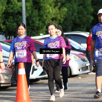 Runner Photo 8015611