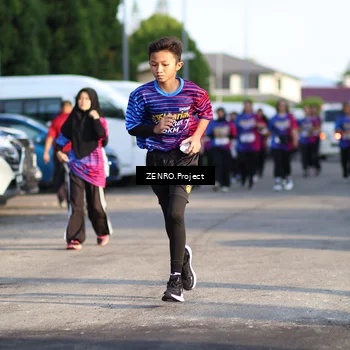 Runner Photo 8015636
