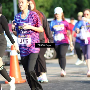Runner Photo 8015642