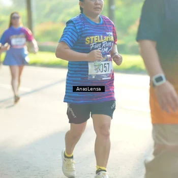 Runner Photo 8015646