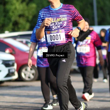 Runner Photo 8015663