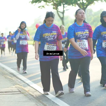 Runner Photo 8015686