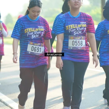 Runner Photo 8015690