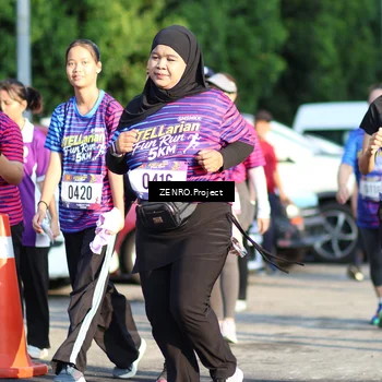 Runner Photo 8015698