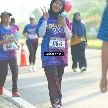 Runner Photo 8015712