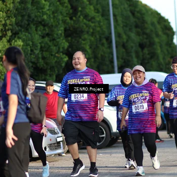 Runner Photo 8015751