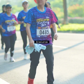 Runner Photo 8015759