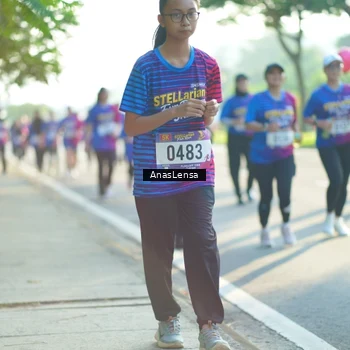 Runner Photo 8015765