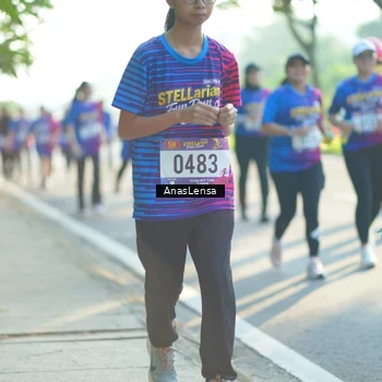 Runner Photo 8015766