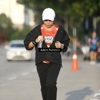 Runner Photo 8015795
