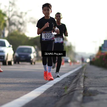 Runner Photo 8015874