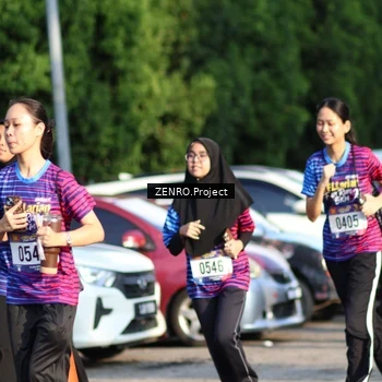 Runner Photo 8015936