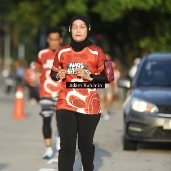 Runner Photo 8015938