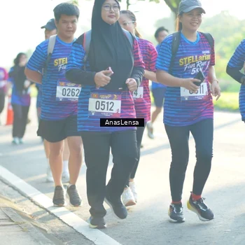 Runner Photo 8015990