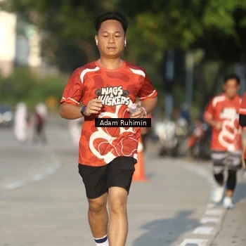 Runner Photo 8016004