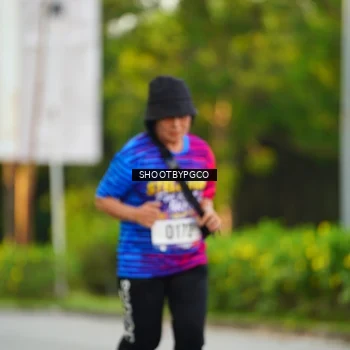 Runner Photo 8016020