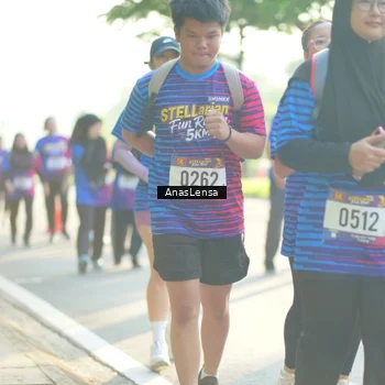 Runner Photo 8016033