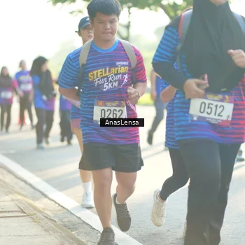 Runner Photo 8016039