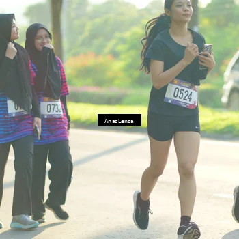Runner Photo 8016063