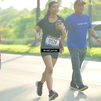 Runner Photo 8016123