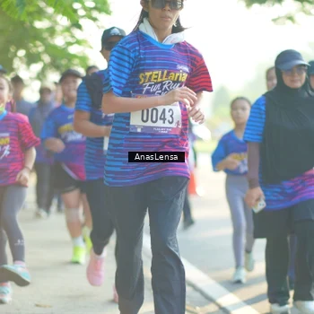 Runner Photo 8016134
