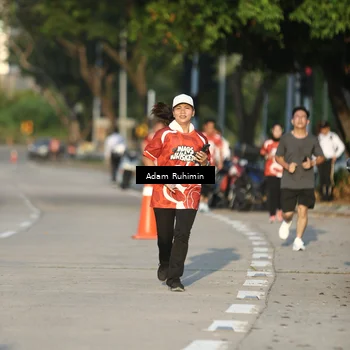 Runner Photo 8016150
