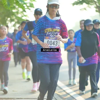 Runner Photo 8016151