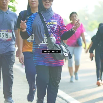 Runner Photo 8016251