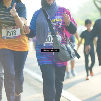 Runner Photo 8016253