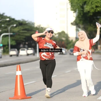 Runner Photo 8016318