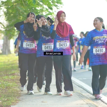 Runner Photo 8016326