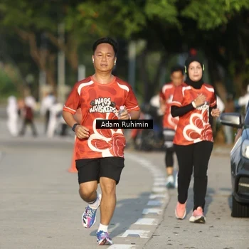 Runner Photo 8016345