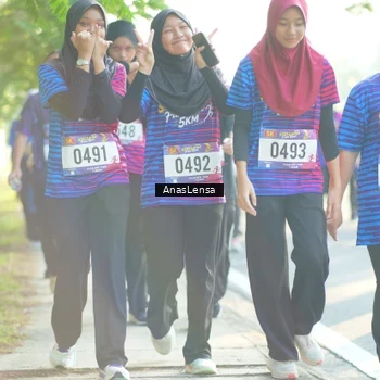 Runner Photo 8016365