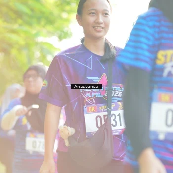 Runner Photo 8016417